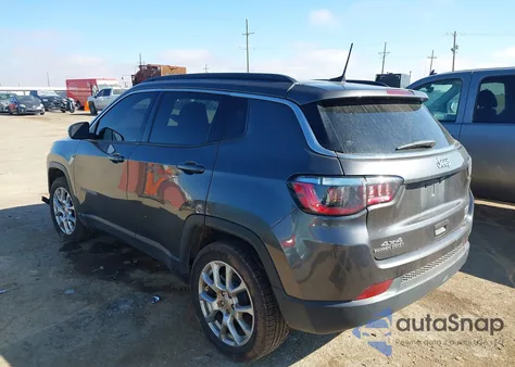 2023 Jeep Compass Latitude Lux Fwd z USA, uszkodzony, nr VIN 3C4NJDFN7PT502112